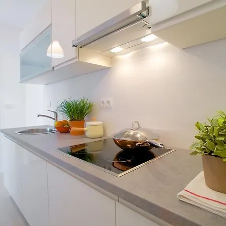 Luxe 3br Split